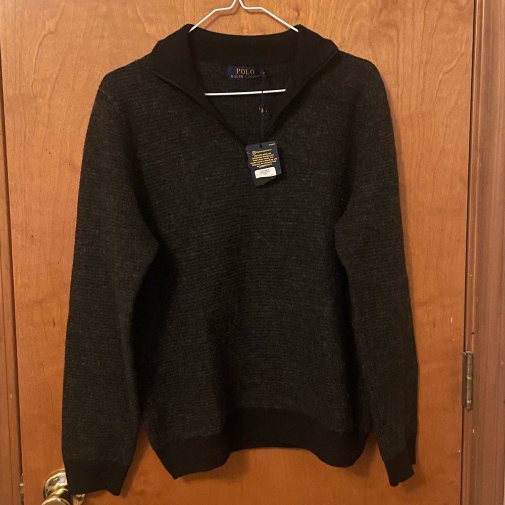 Mens 1/4 zip polo by Ralph Lauren sweater. Brand new never worn. Size large.
